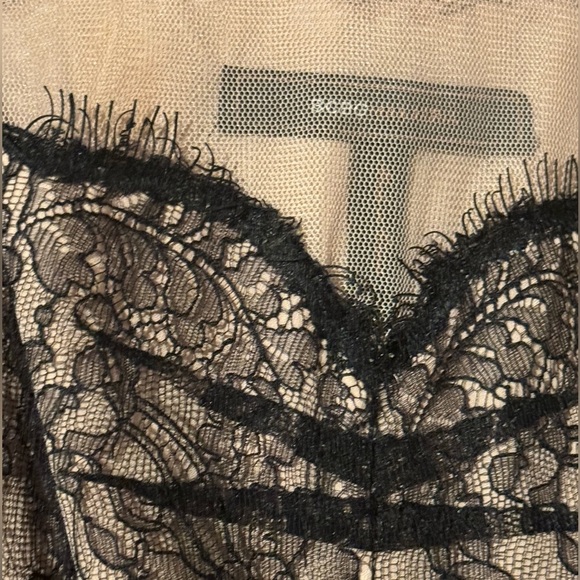 BCBG Max Azria Black Combo Tulle Lace Dress With Belt Sz L - Picture 5 of 8